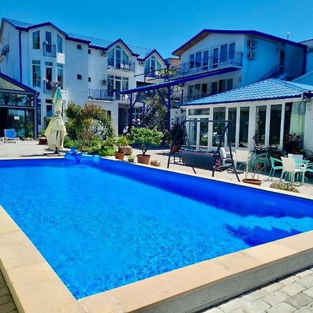 Laguna Beach Club Bazaleti Lake Dushet'i Exterior photo